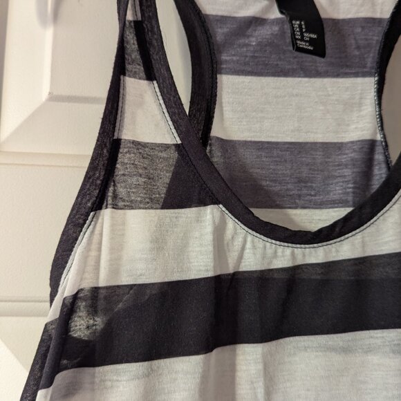 Navy and White Oversize Tank Top - Picture 5 of 7